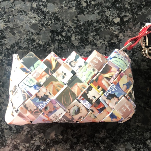 Nahui Ollin arm candy bag and wristlet - Picture 6 of 7